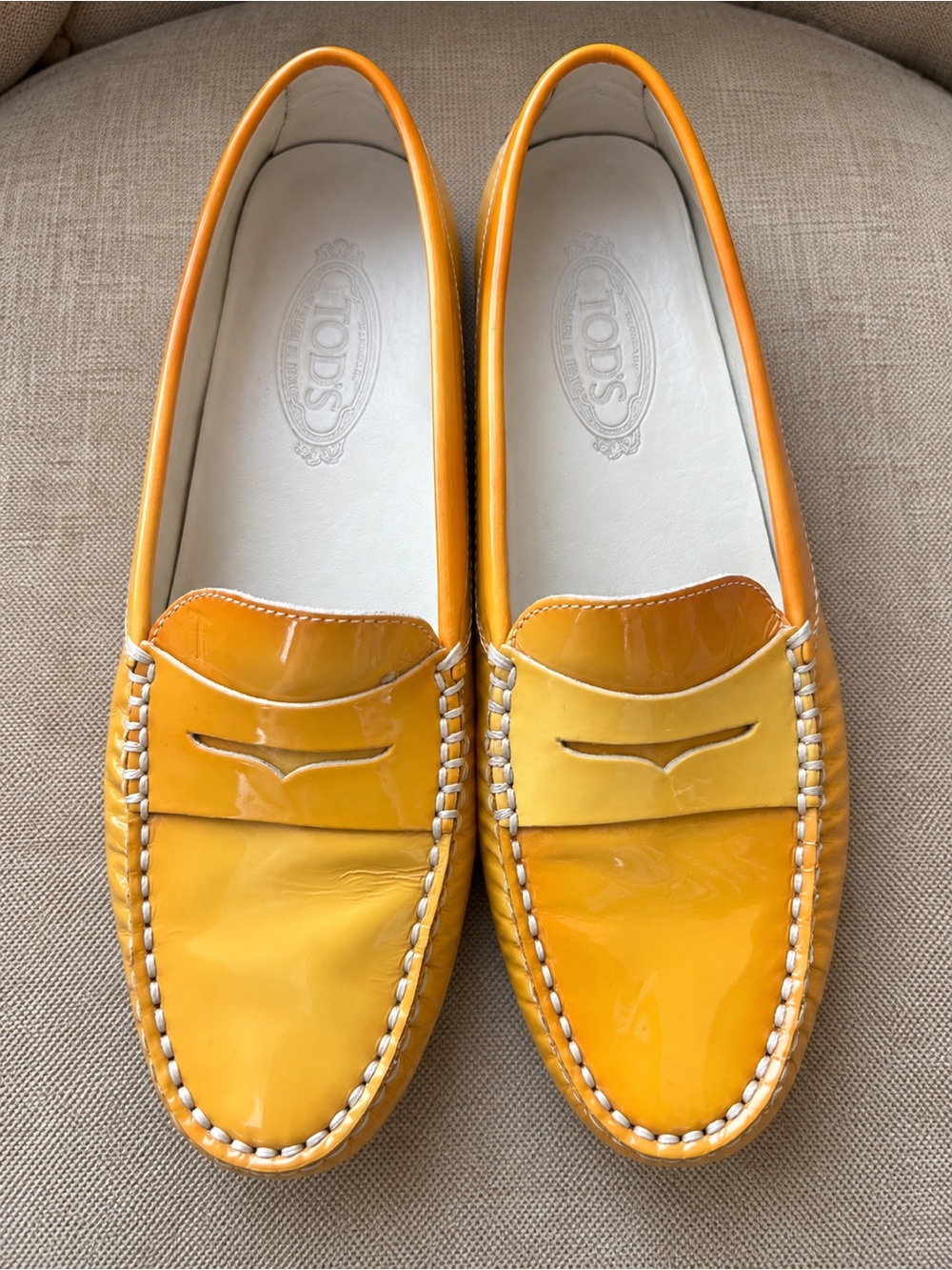 Tod’s Yellow Orange Ombré Patent Leather Driving Loafers Size 38.5 8.5